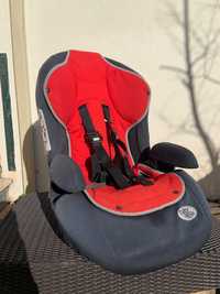 Cadeira e assento de criança/bebê para carro