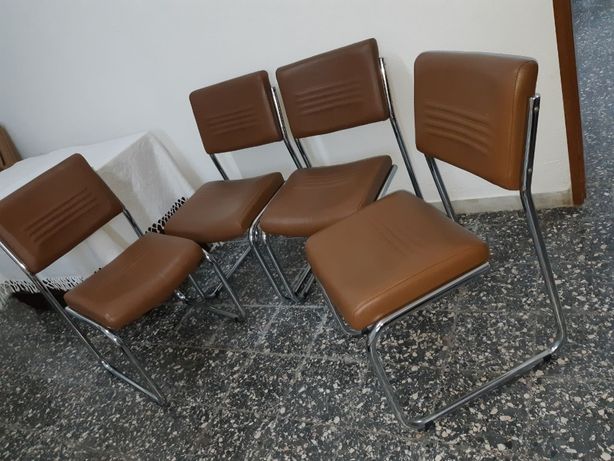 4 Cadeiras em Pele Genuína - Novas