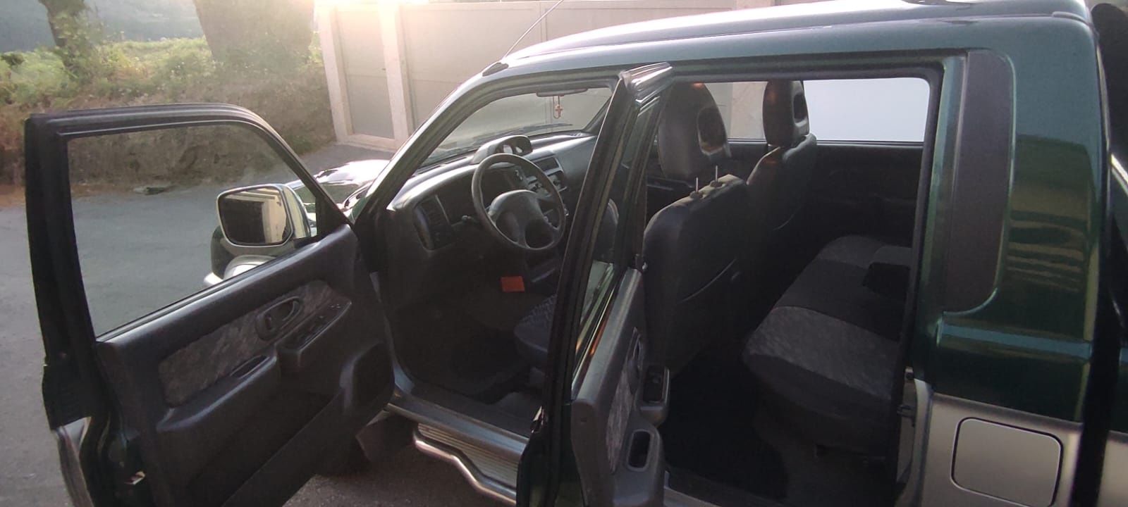 Vendo Mitsubishi Strakar L200 versão  Dakar como nova