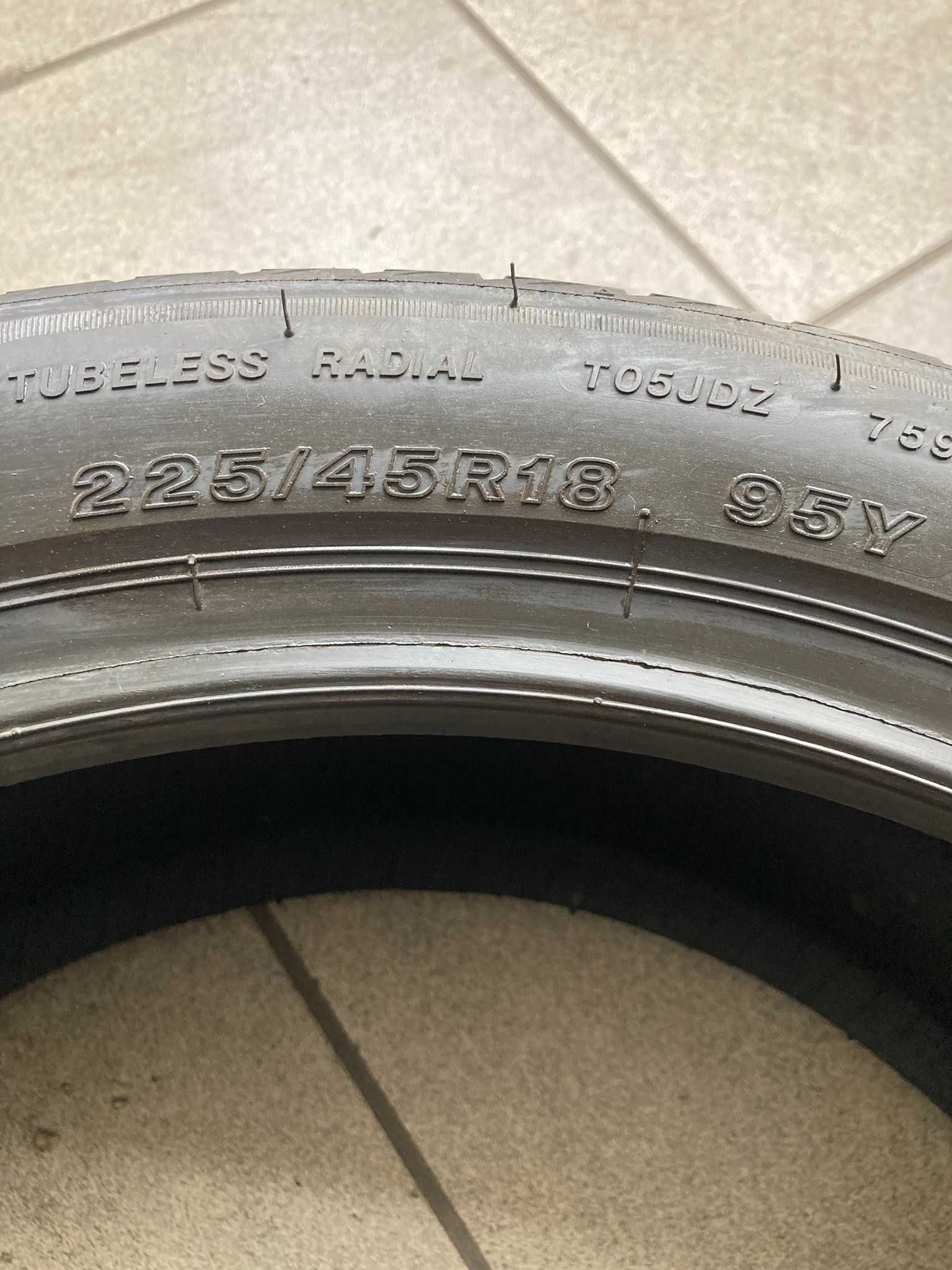 4szt. DEMO 225/45R18 Bridgestone Turanza T005 [505]