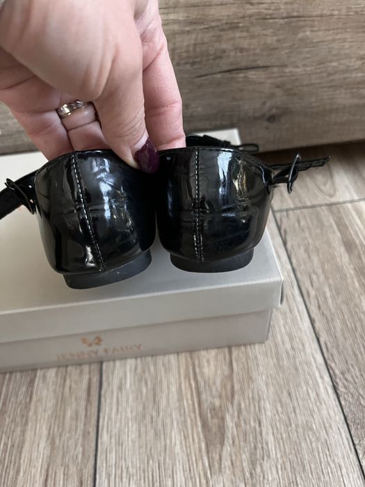 Półbuty,czółenka lakierowane