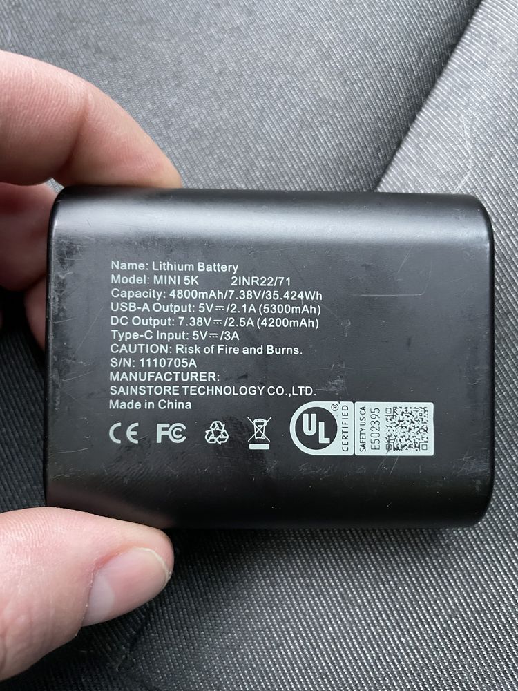 Profesijny powerbank MINI 5K BATTERY (4800 MAH) ORORO 5-7v