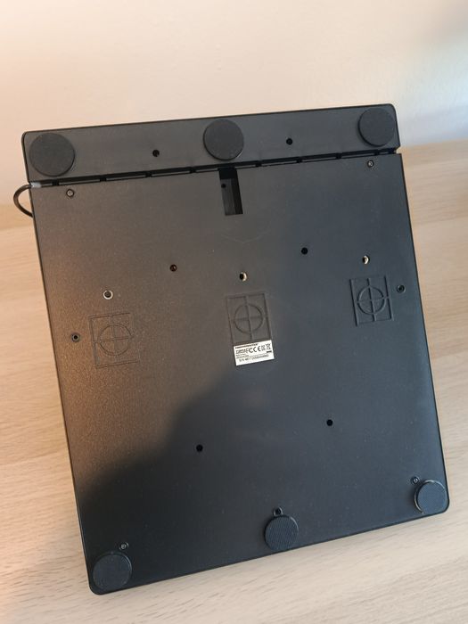 Simulador T150 + 3 pedais + pedais extra + luvas (separado)