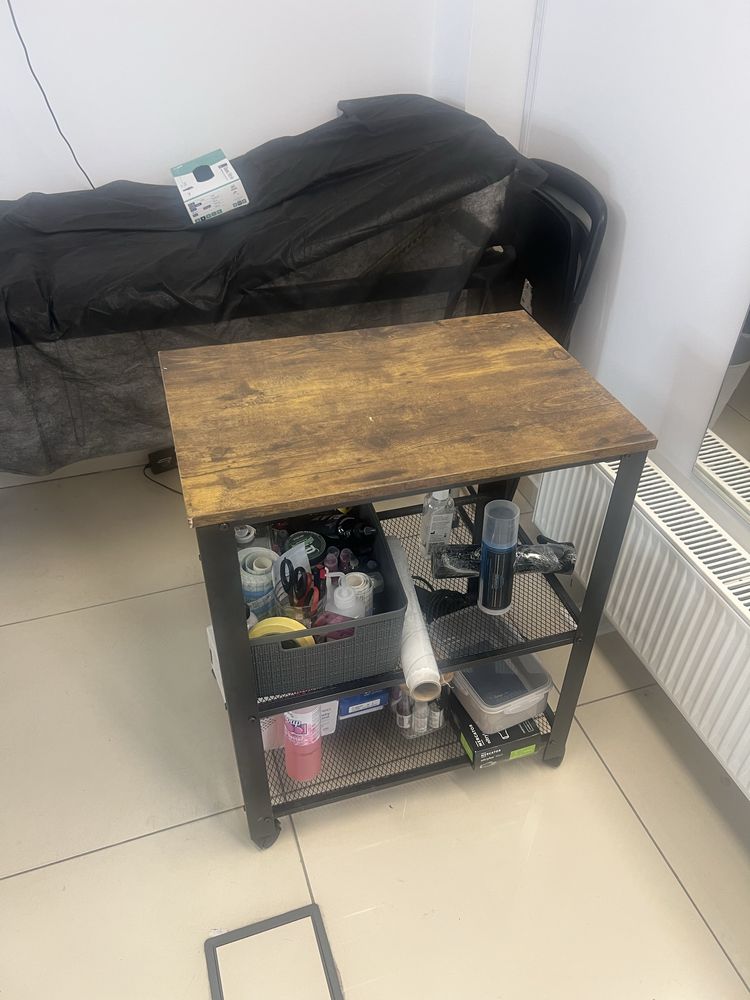 Stolik pomocnik do tataużu