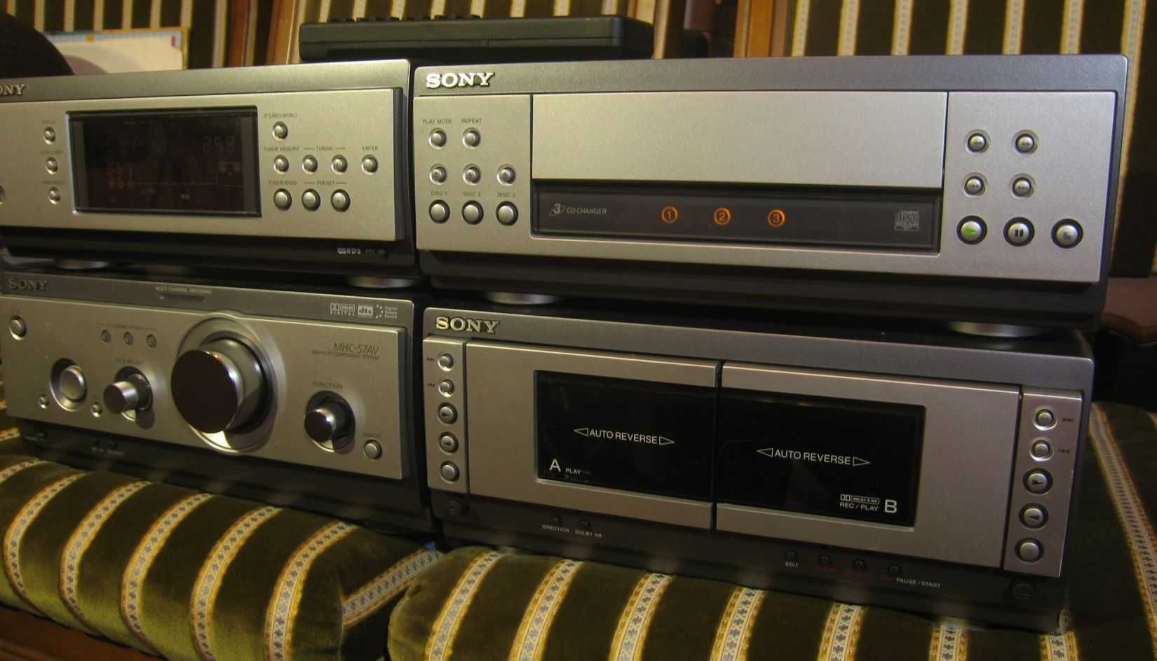 Sony MHC-S7AV + pilot znakomity zestaw HiFi wejścia Optyczne 2x95W