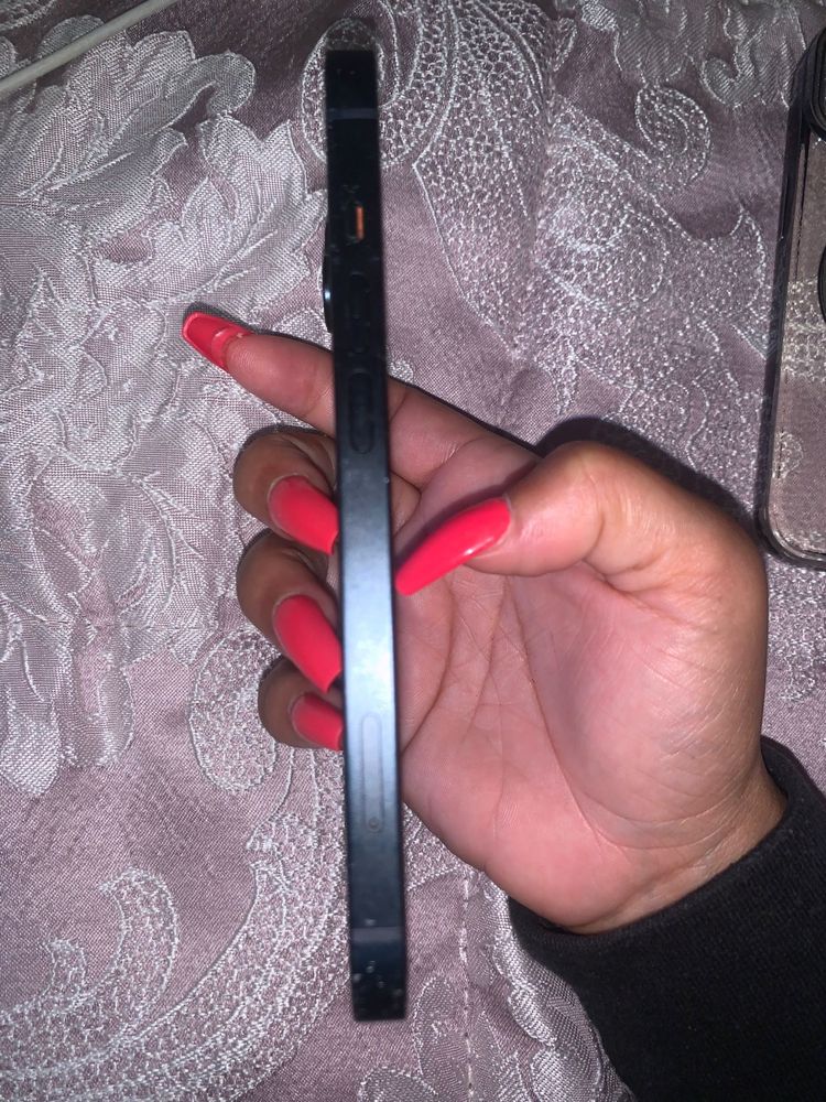 Iphone 14 em muito bom estado