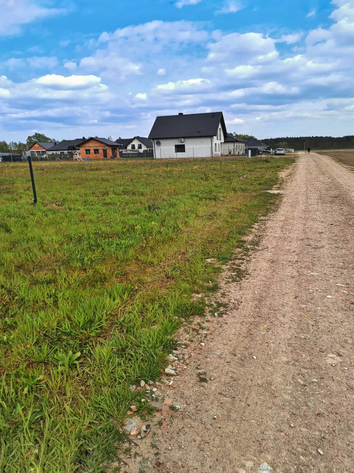 Działka 943 m2 z MPZP pod zabudowę jednorodzinną w Mechlinie