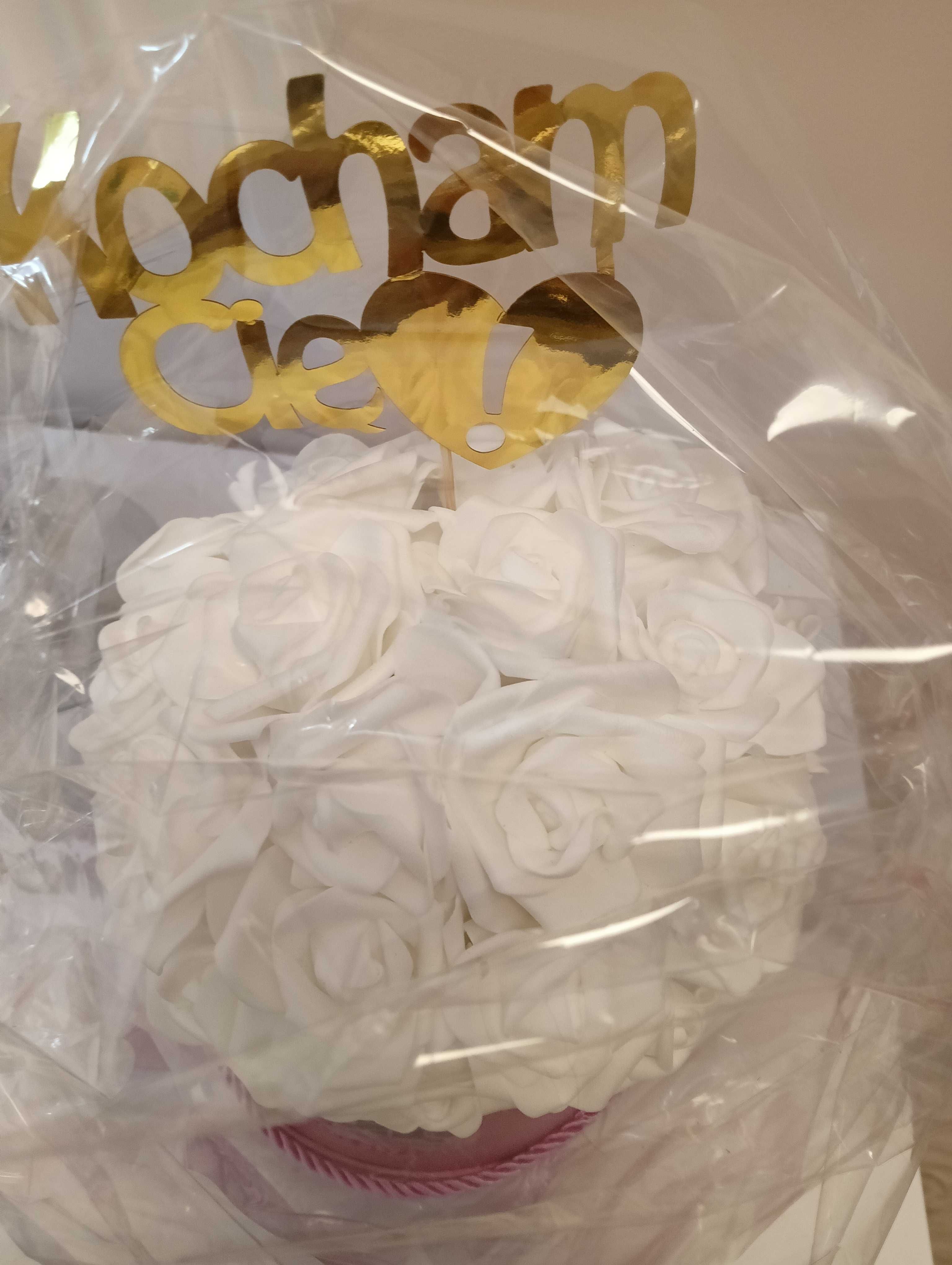 Flowerbox -30 białych róż
