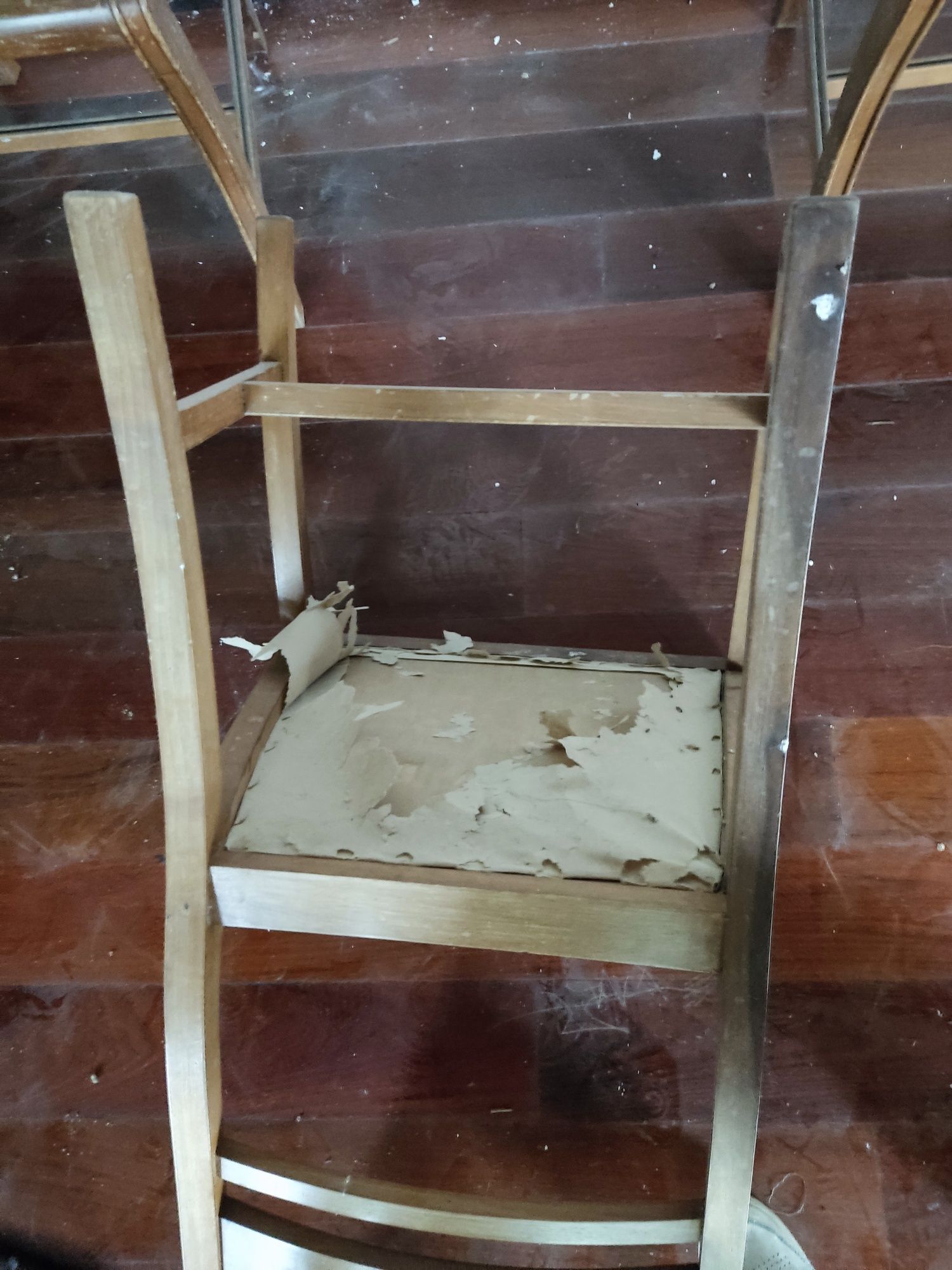 6 cadeiras de sala de jantar