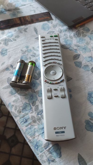 Телевізор SONY MBT-MRX1 42' плюс ресивер SONY  MBT-MRX1

MODEL: MBT-MR