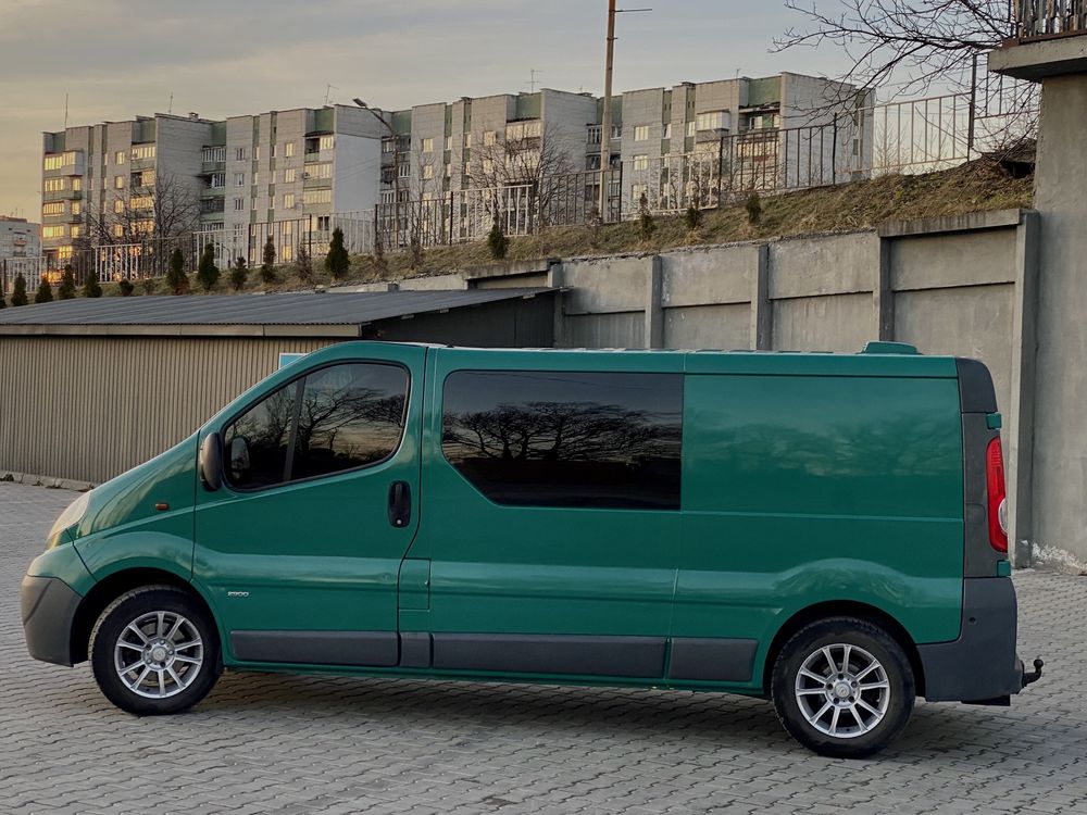 Opel Vivaro 2012