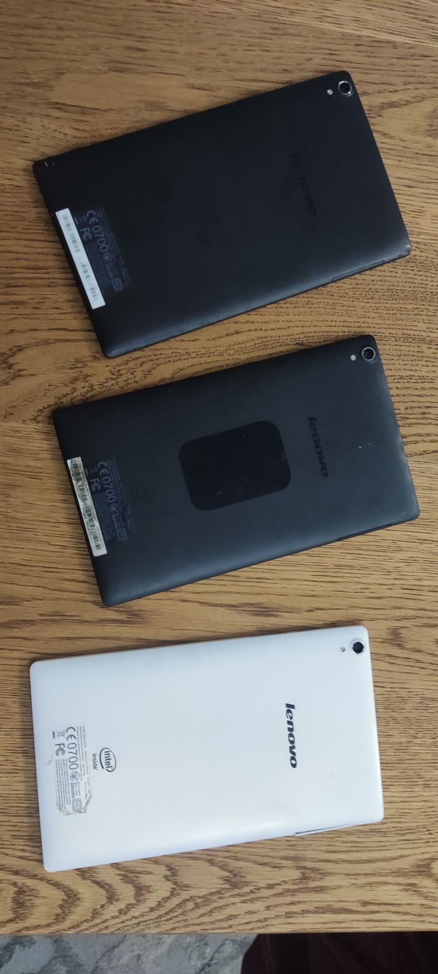 Sprzedam uszkodzone trzy tablety Lenovo TAB S8