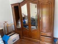 Ropeiro com espelho e gavetas 4P  50€