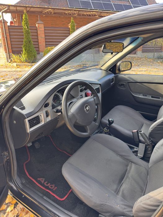 Нексія на впевненому ходу