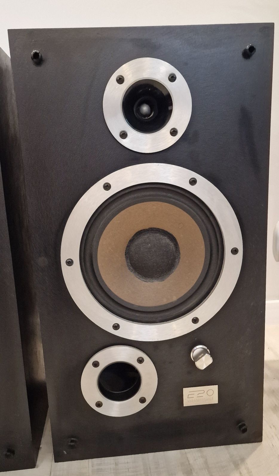 Kolumny wharfedale E 20