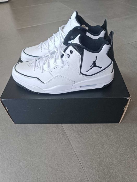 Jordan Courtside 23