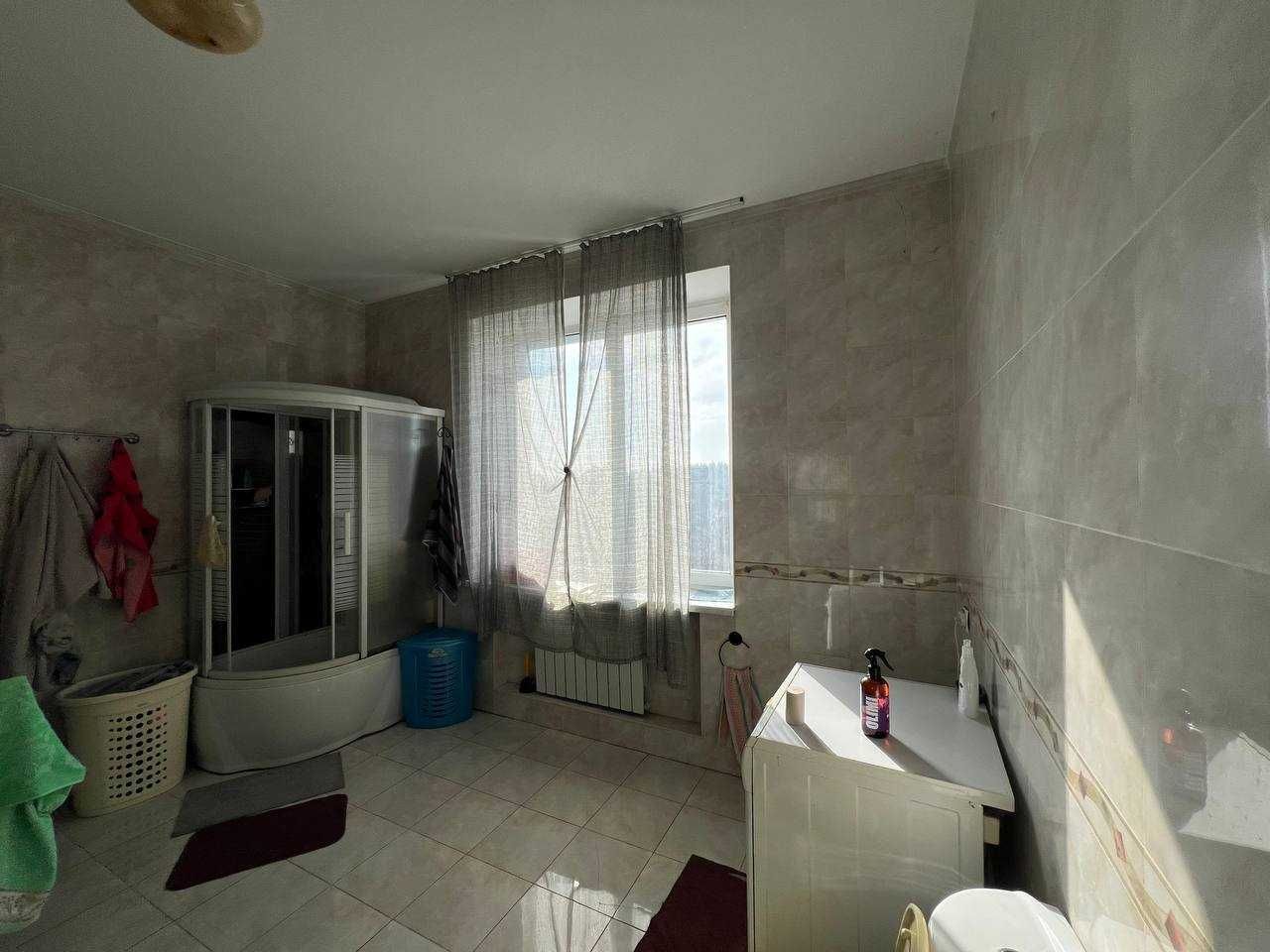 Продаж дачі 430 м2 з ділянкою 24 сотки М.-Рубежівка ID674