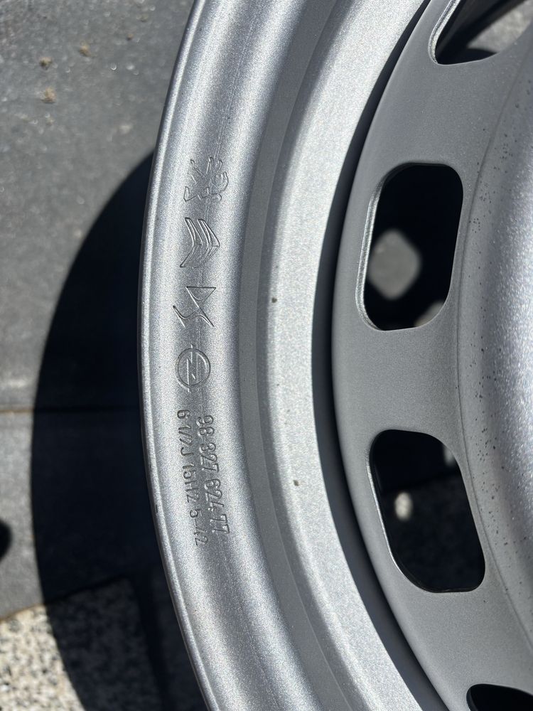 Felgi 15” 5x108 et 42 Citroen Berlingo Peugeot Rifter Opel Combo life