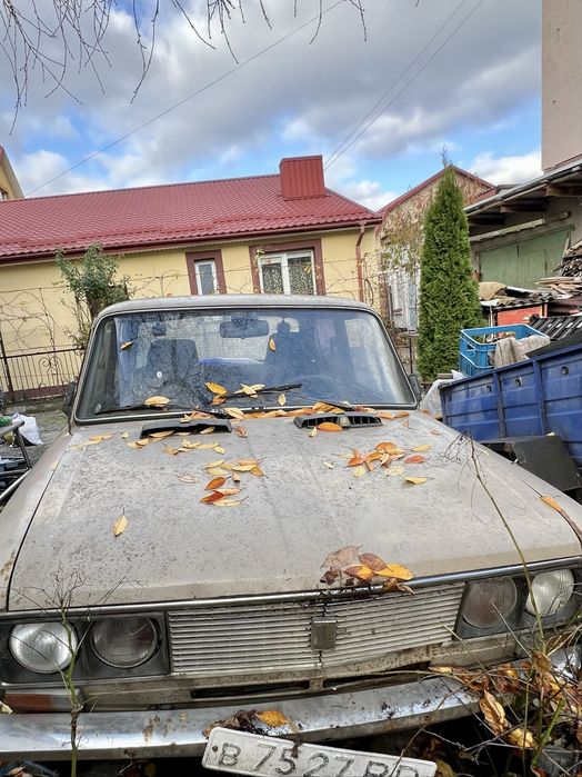 Автомобіль ВАЗ 2106