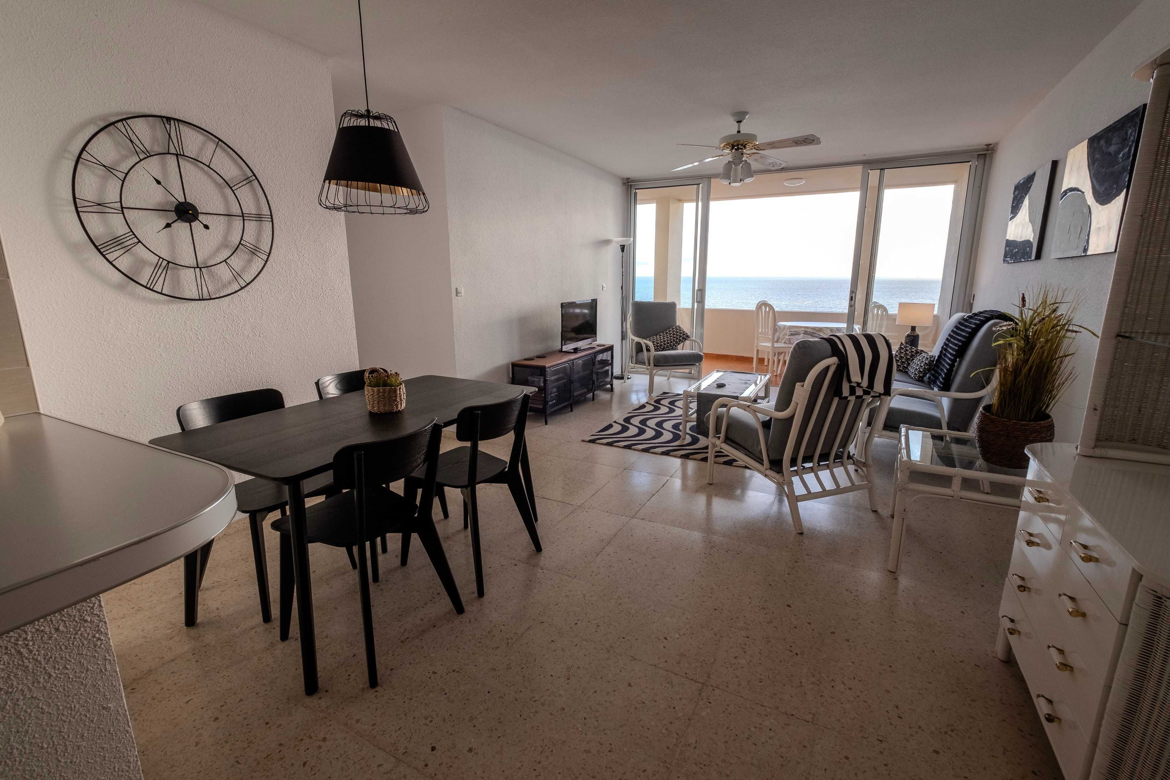 Apartament na południu Teneryfy. Ocean. Na samym klifie. Wakacje