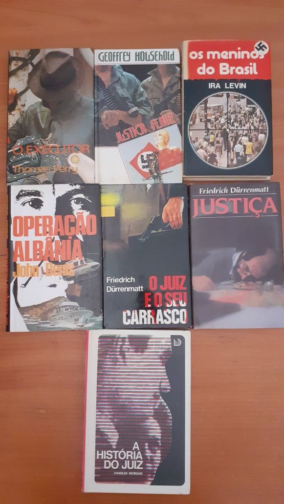 Literatura policial/ Espionagem