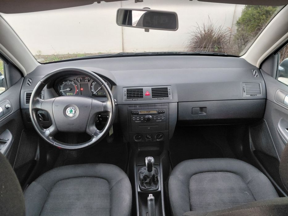 Skoda fabia 1.2 (145 mil km)