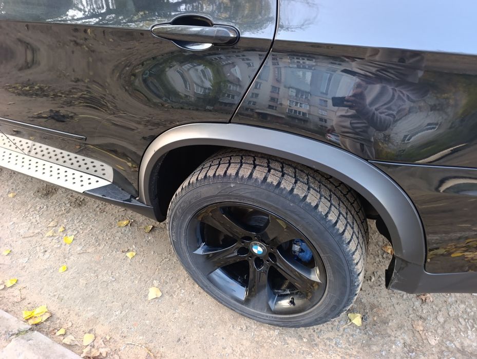 Продам БМВ х5 е70