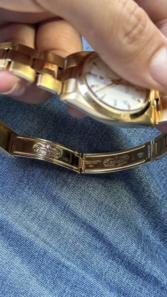 Rolex Oyster Perpetual Date - 18k - COMO NOVO