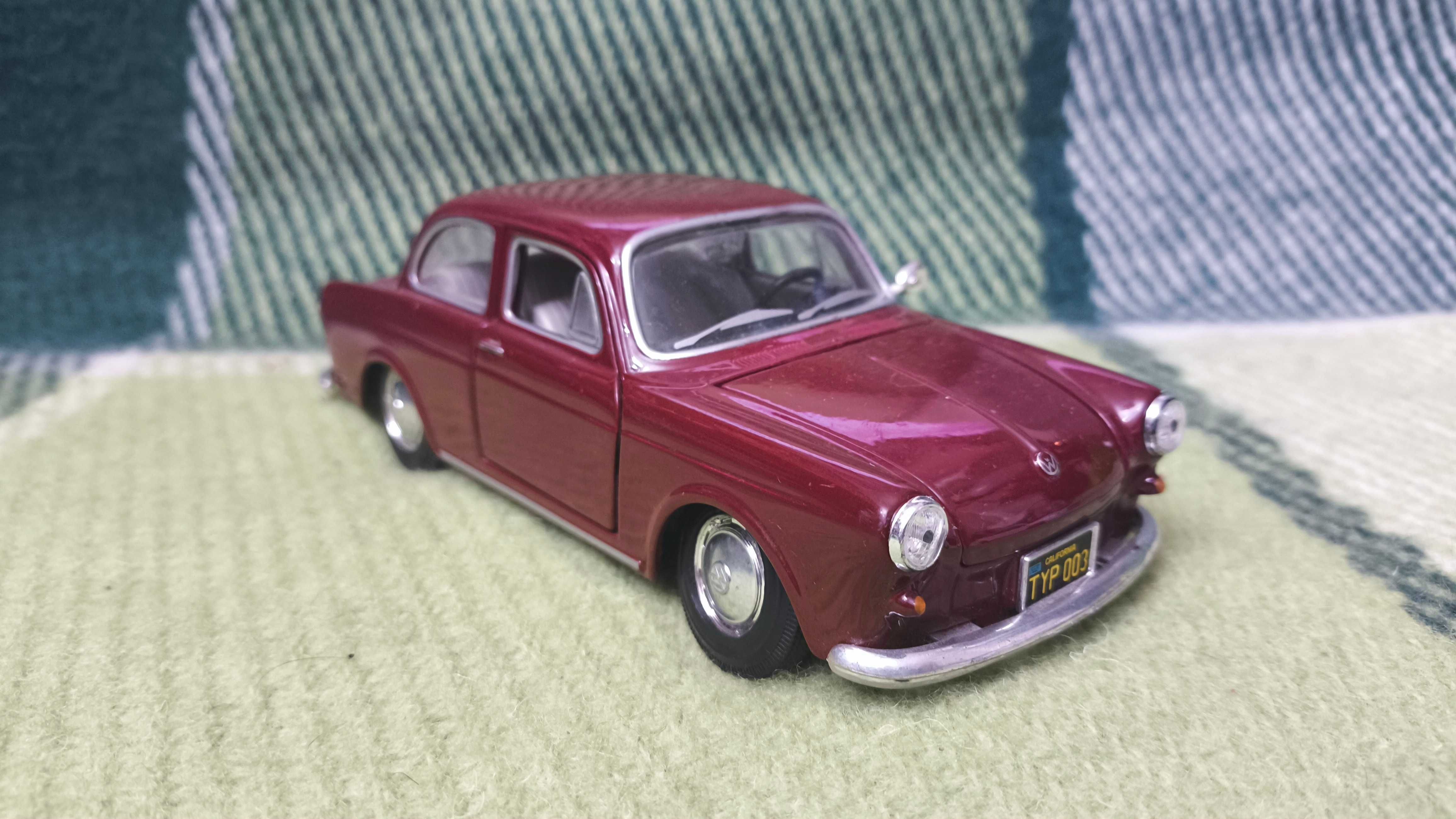 Машинка Volkswagen 1600 1.24 Maisto