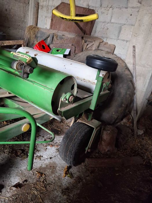 Owijarka samozaładowcza