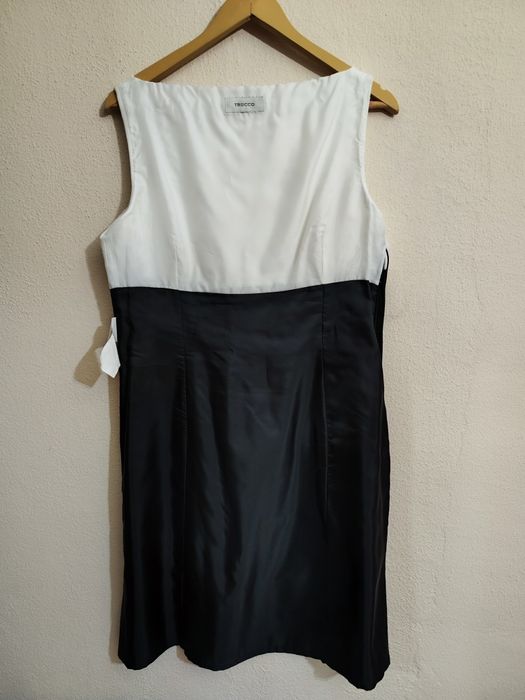 Elegante vestido de cerimónia/ trabalho, branco e preto da Trucco