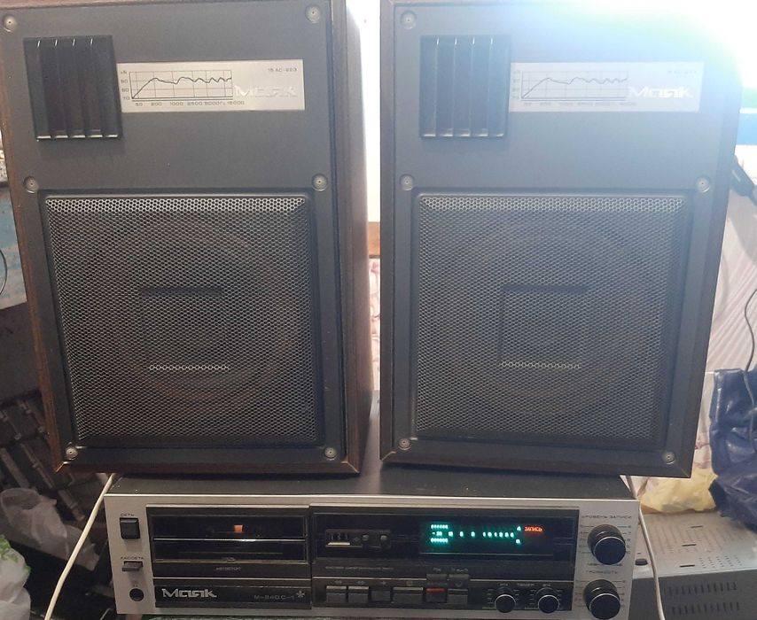 Маяк 240 с-1 касетний магнитофон + АС.