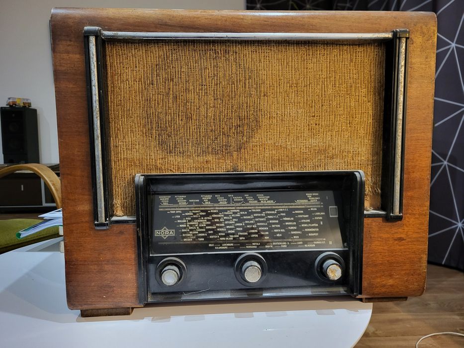 Nora GW68 Serenade radio lampowe