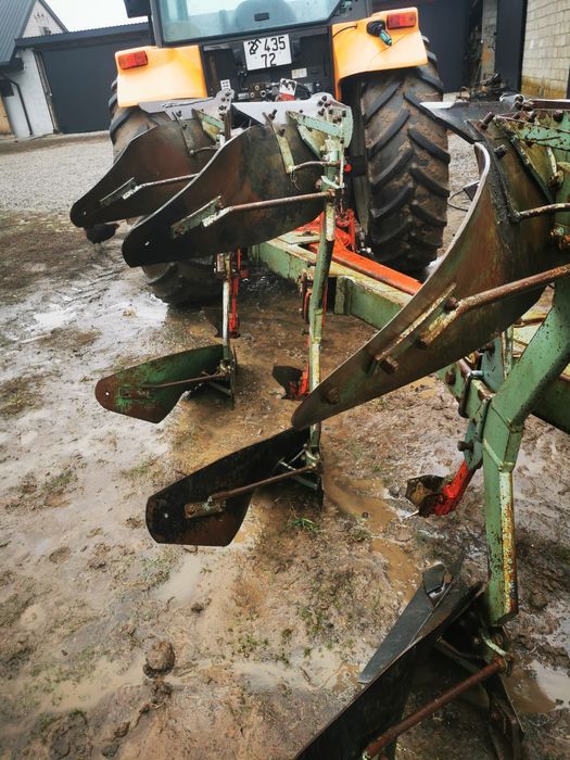 Pług 4 skibowy cztero skibowy fenet jak kuhn unia vogel lekki