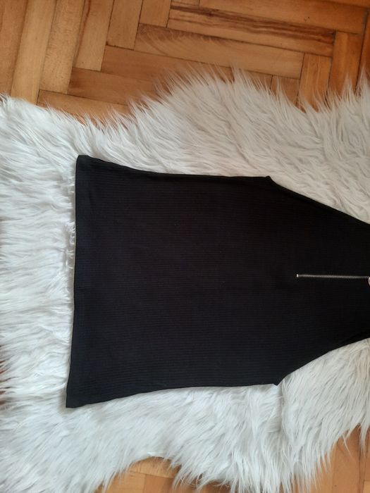 Sprzedam koszulkę czarną