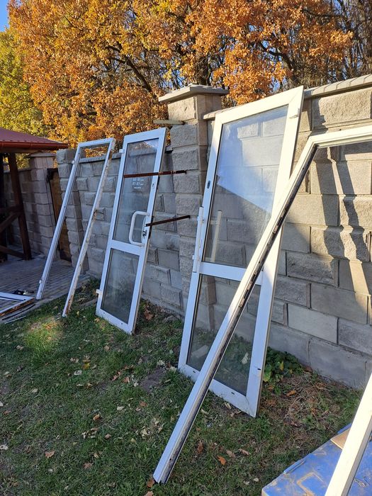 Двері вхідні алюмінієві