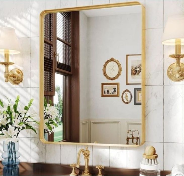 Lustro 55 x 75 cm z aluminiową ramą w kolorze szczotkowanego złota