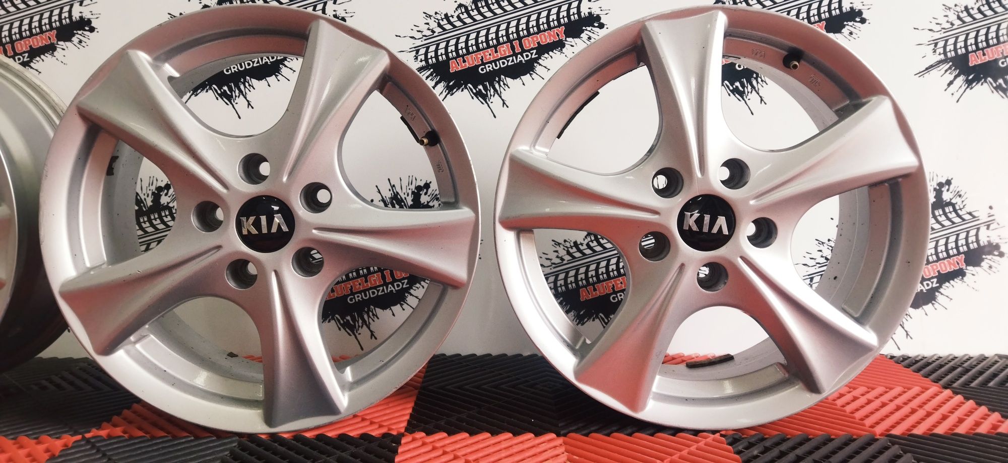 Alufelgi 16" 5x114.3 6.5jx16H2 Nissan Kia Dacia Renault Honda