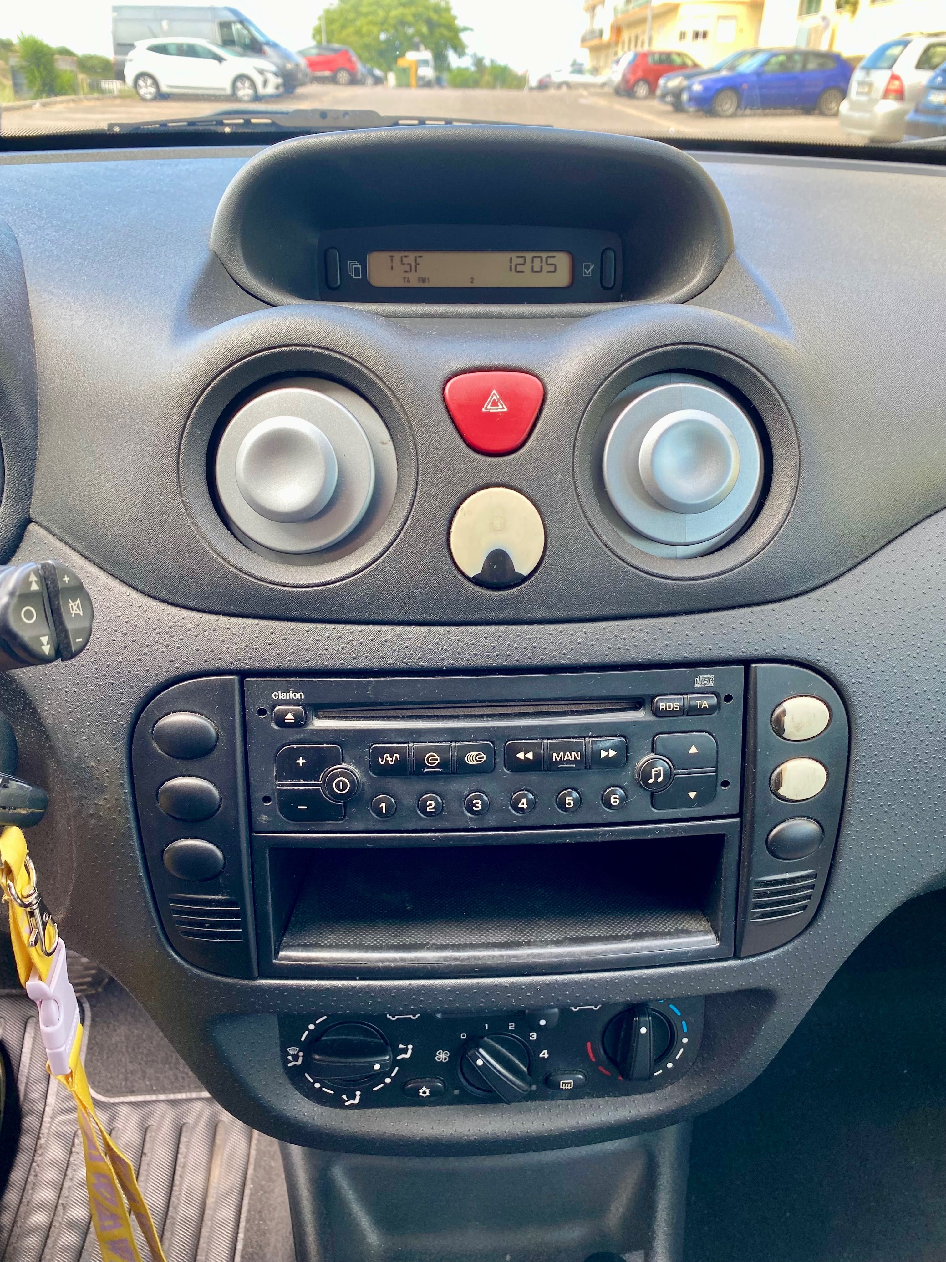 Citroen C3 - 1.1 / 60cv