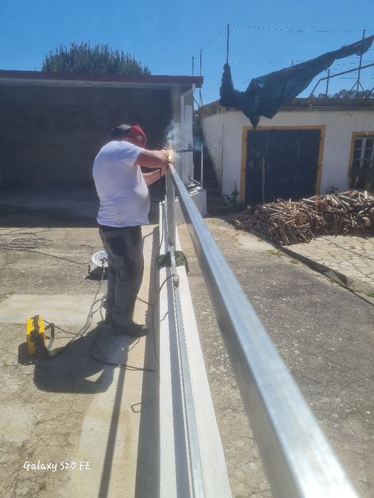 Estruturas metalicas pladur microcimentos flutuantes capoto pinturas