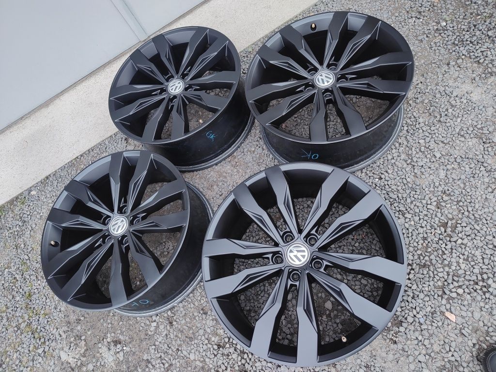 Felgi VW 5x112 R19 t-roc Golf GTI R GTD Passat B8 Black