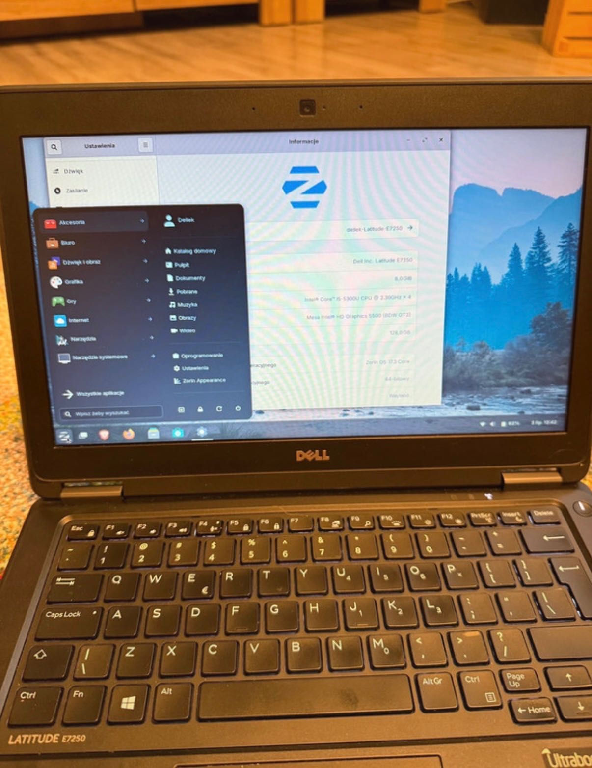 Dell latitude E7250 Linux Zorin