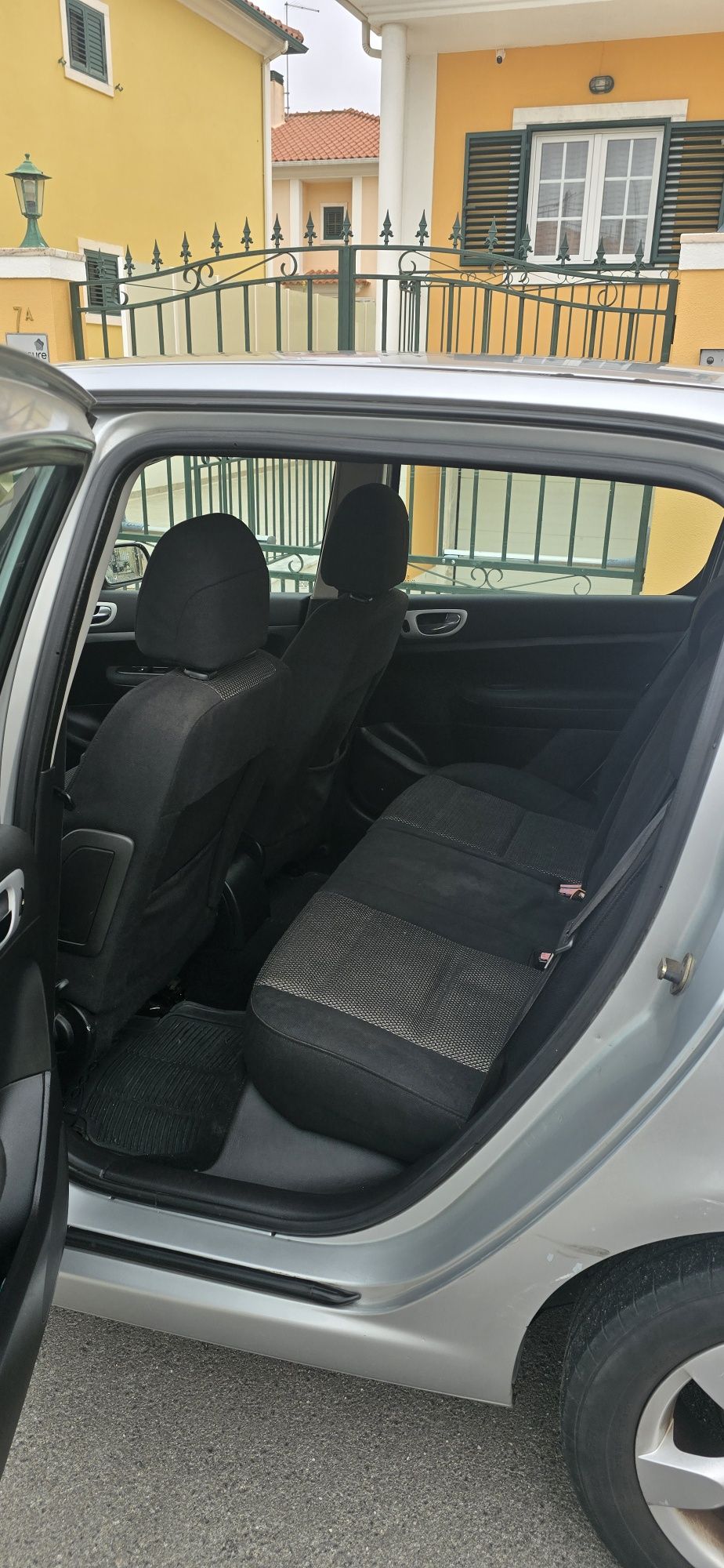 Pegueot 307 1.6 hdi 110cv