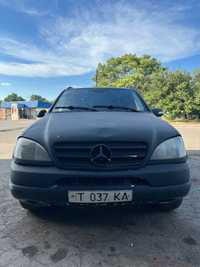 Мерседес ML400 2002рік