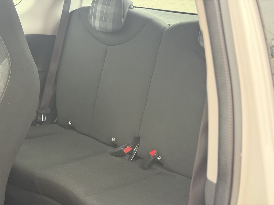 Peugeot 108 - ano18 - 77k km - Impecável - 1.0 VTi - Muito Económico