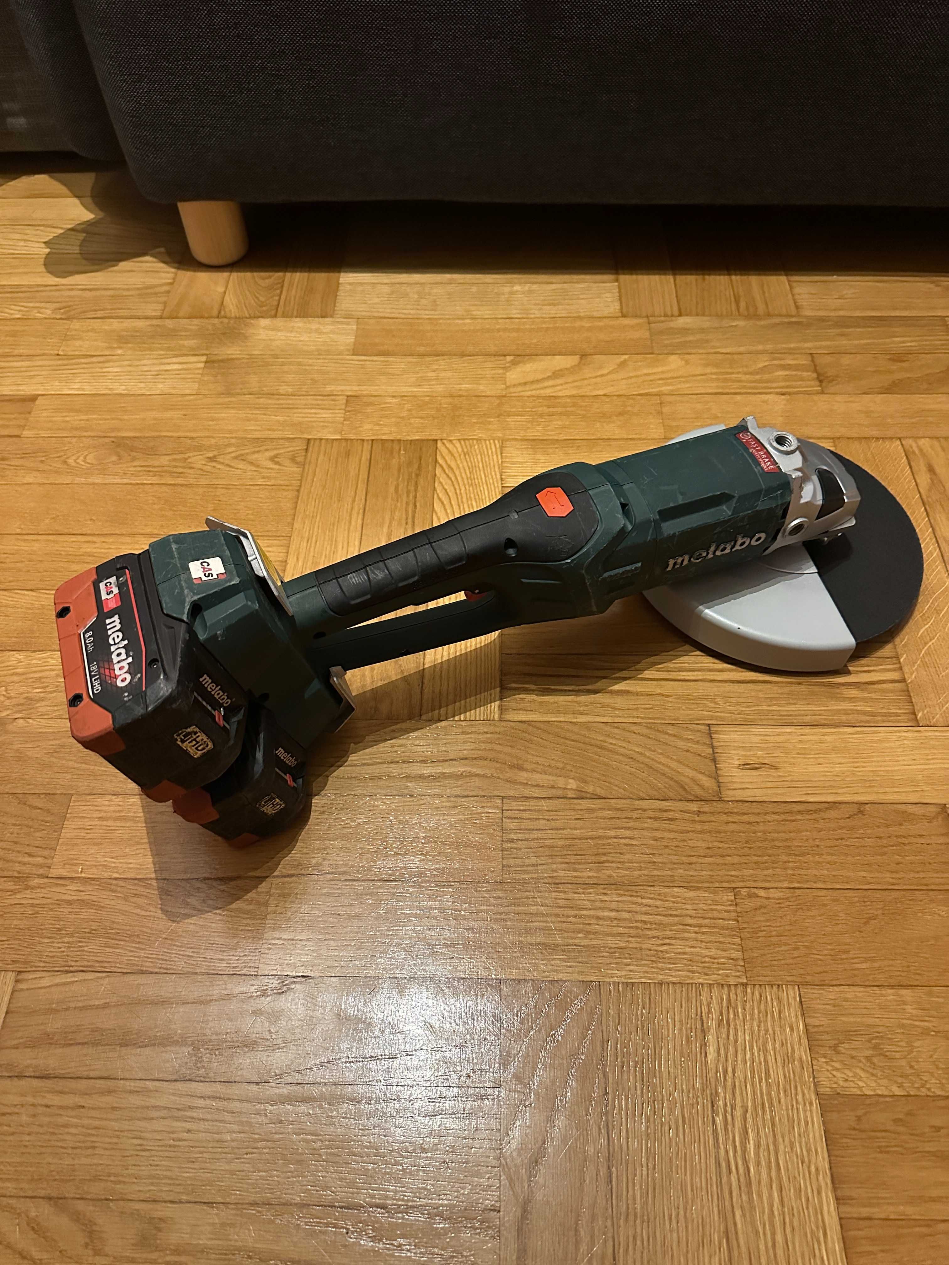 Akumulatorowa szlifierka kątowa Metabo WPB 36-18 LTX BL 24-230 2x8Ah