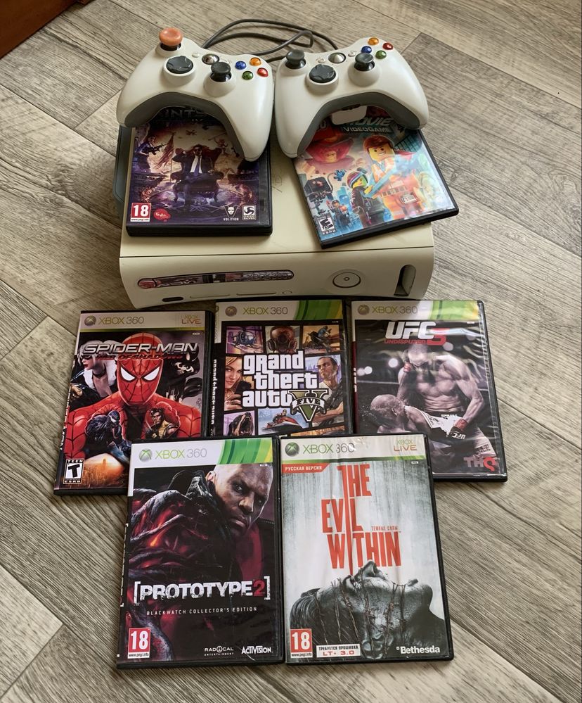 XBOX 360 біла