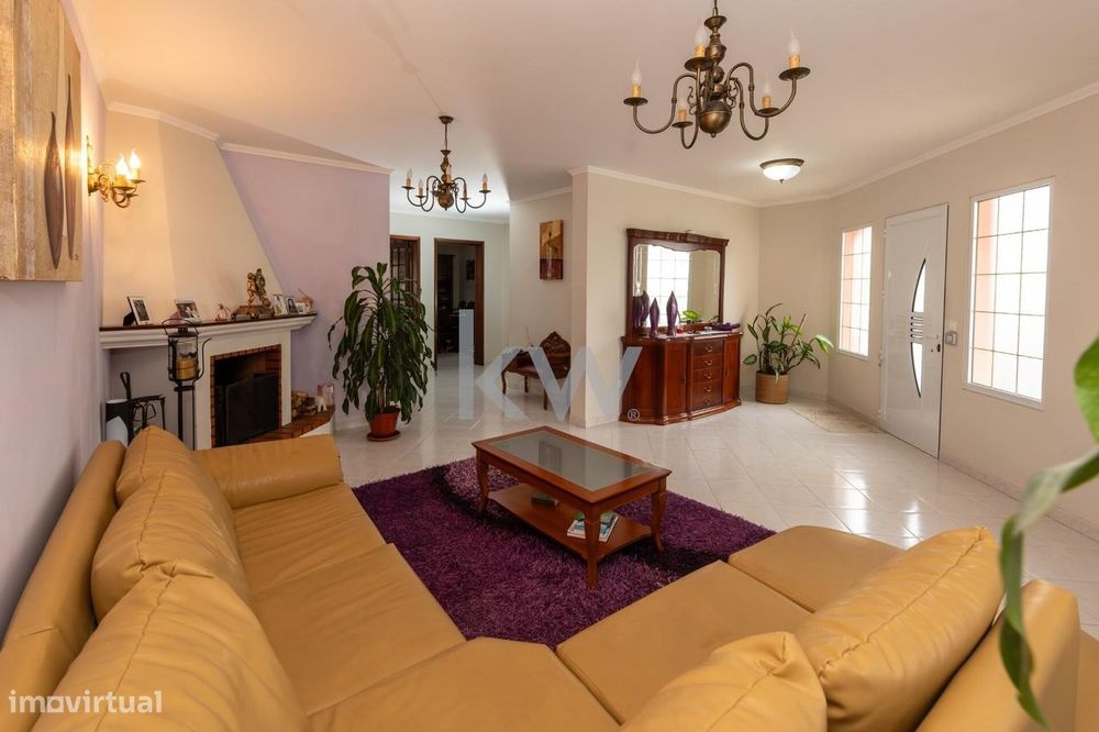 Moradia V3 próximo do Parque Urbano, São Pedro, Ponta Delgada