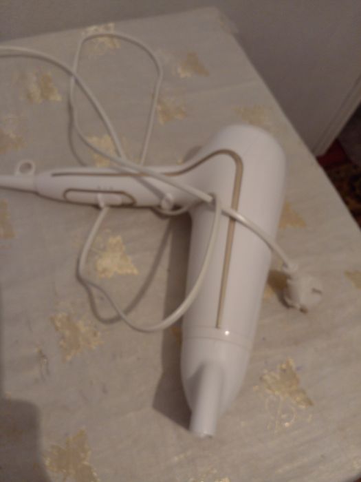 Фен для волос Philips Dry Care Advanced, белый (HP8232/00)