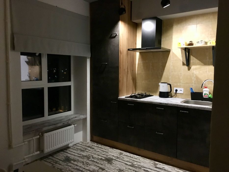 Затишна квартира з гарним виглядом на озеро